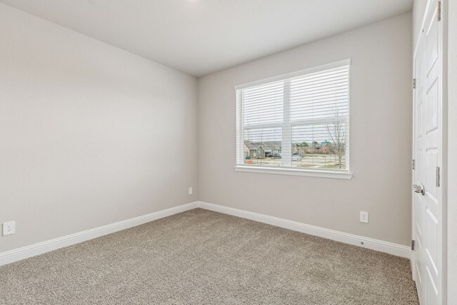 Building Photo - Bright, Brand-New Living in Denton’s Eagle Cree