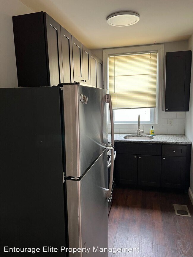 Building Photo - 2 br, 1 bath House - 1337 S Newkirk Street