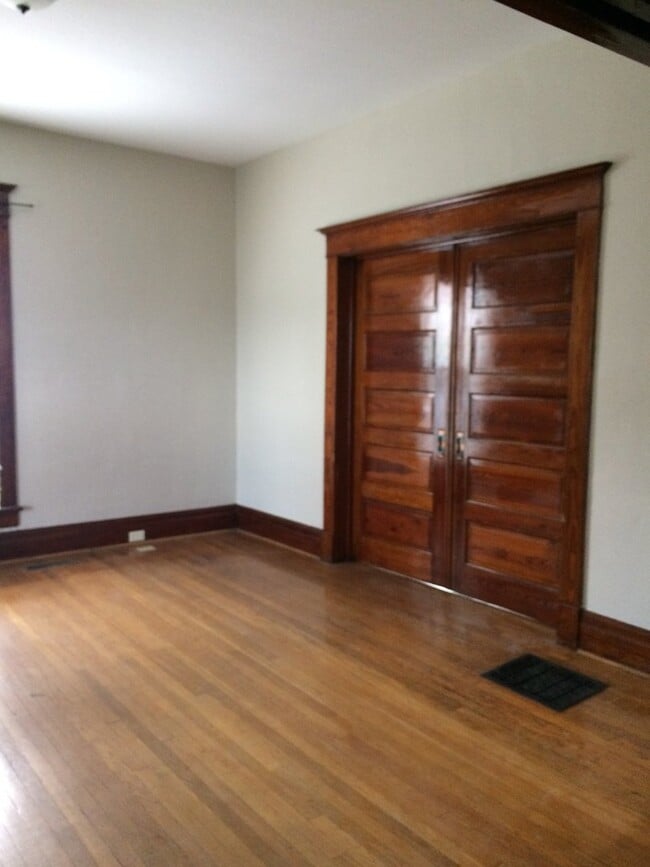 Building Photo - 1257 Kentucky St