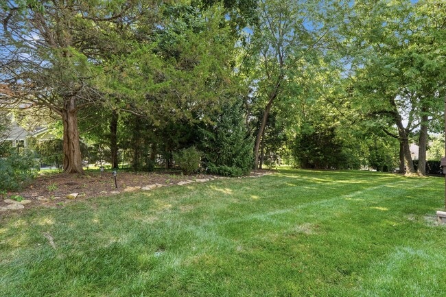 Building Photo - 9638 Zarda Dr