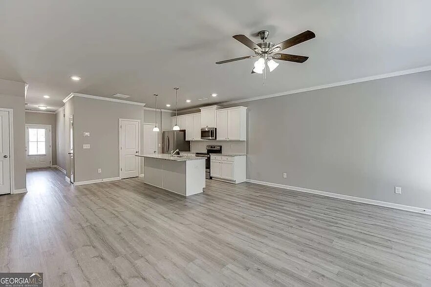 Building Photo - 5132 Fox Den Rd