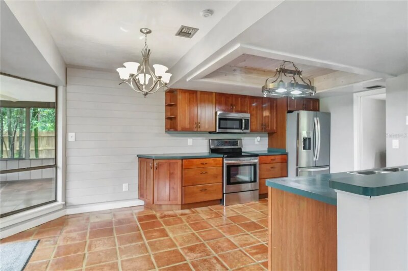 Building Photo - 490 Burnt Tree Ln