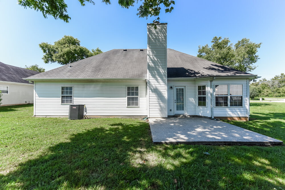 Building Photo - 2642 Weatherford St
