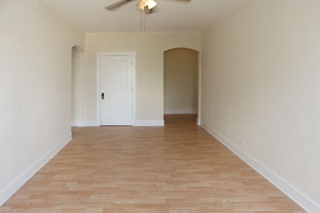 Building Photo - 4856 N Damen Ave