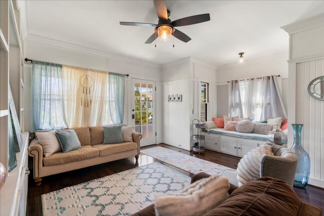 Building Photo - Fully Furnished 2-Bedroom + Loft & Serene ...