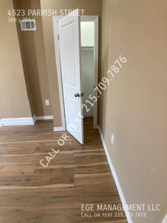 Building Photo - 4523 Parrish St