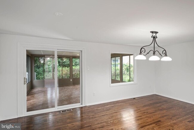 Building Photo - 12629 Fantasia Dr