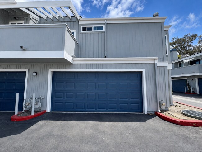 Building Photo - 1320 San Simeon Ct