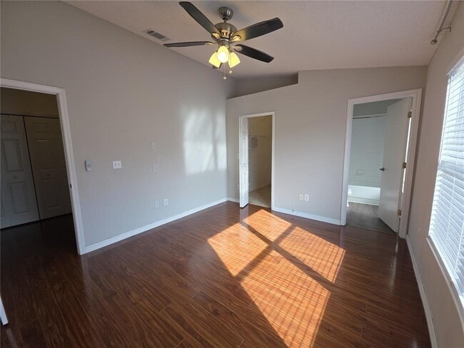 Building Photo - 30138 Barnaby Ln