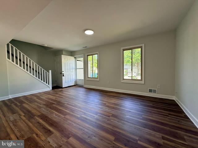 Building Photo - 47 King Henry Cir