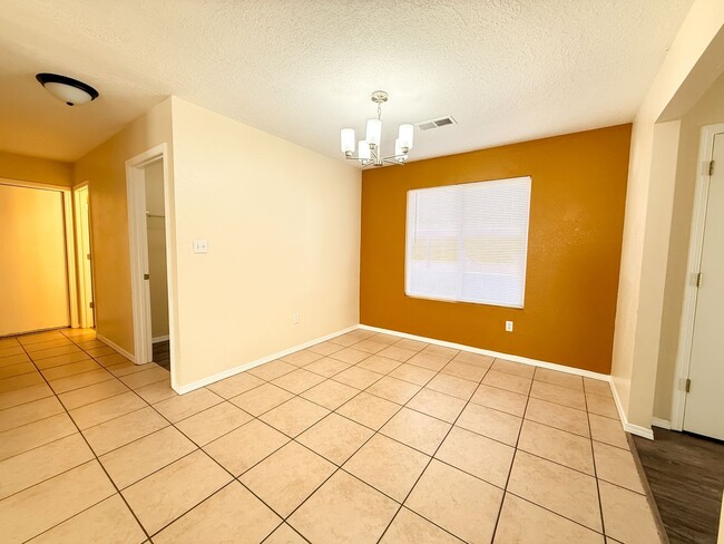 Building Photo - Mirabella Home!