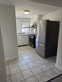 Building Photo - 15 Weston Ct