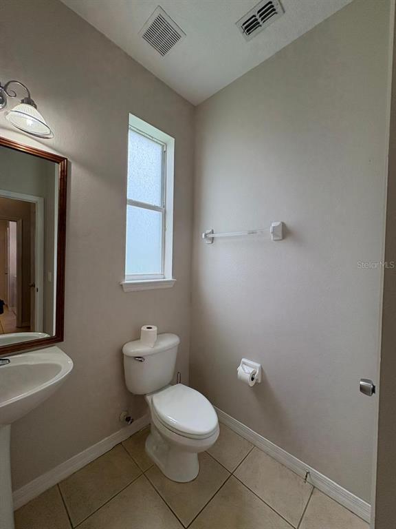 Building Photo - 10907 Derringer Dr