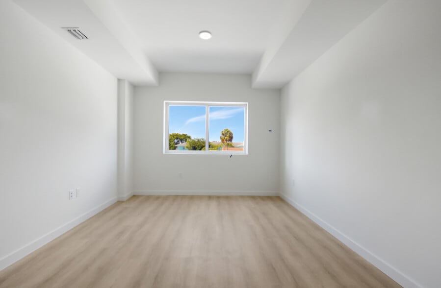 Building Photo - 232 Fordham Dr