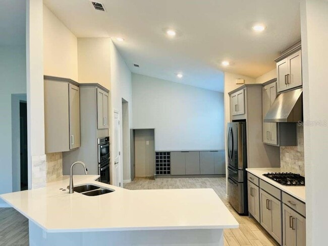 Building Photo - 2126 Ridge Pointe Ln