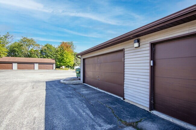 Building Photo - 418 Heine Ave