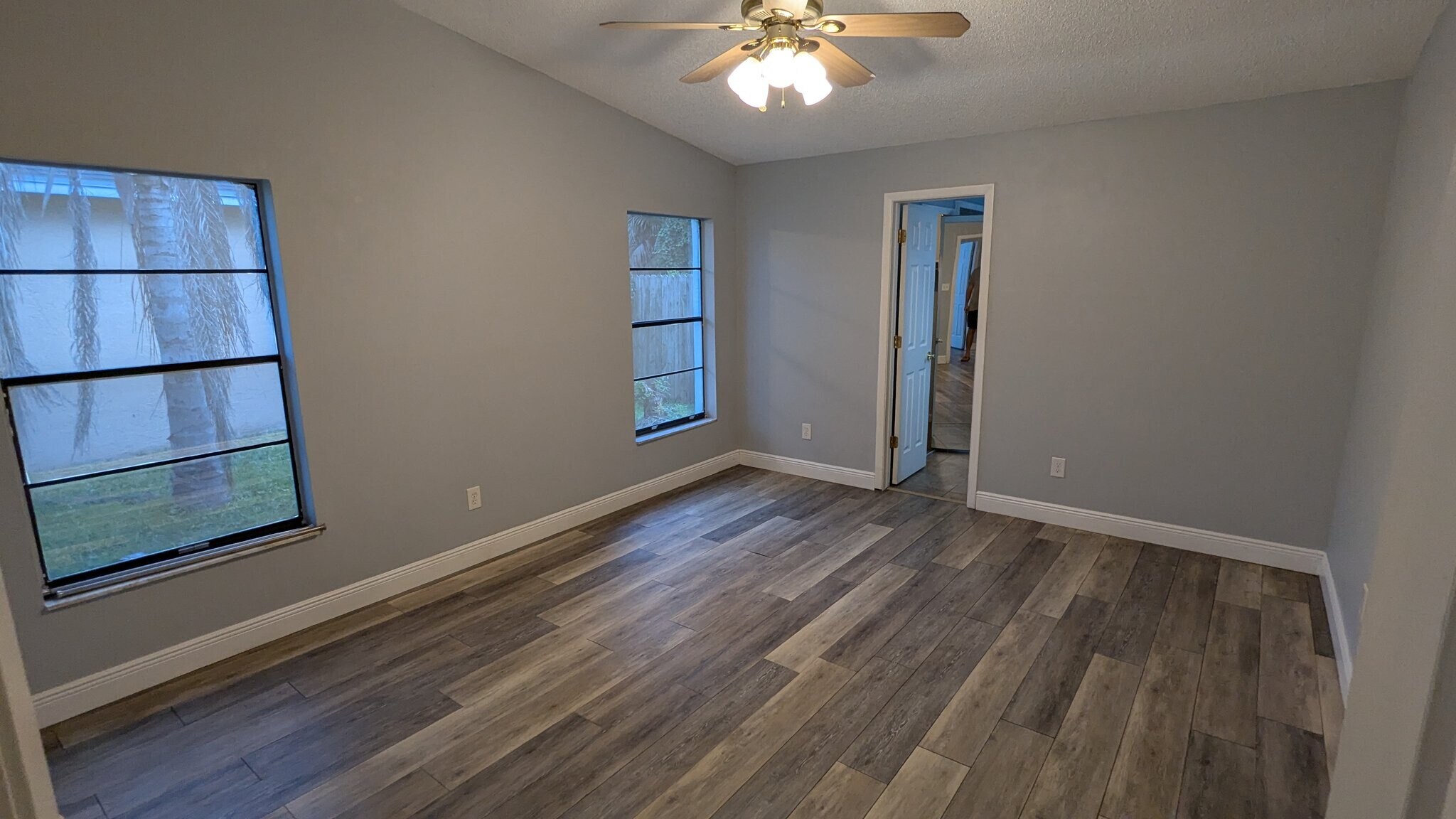 Building Photo - 492 Wild Fox Dr