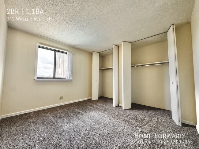 Building Photo - 342 Waller Ave