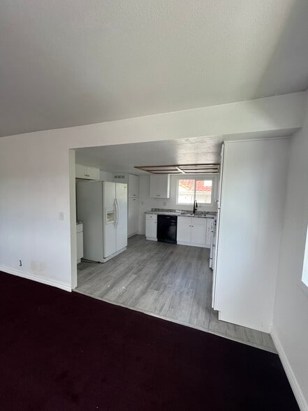 Building Photo - 1210 Ballista Ave