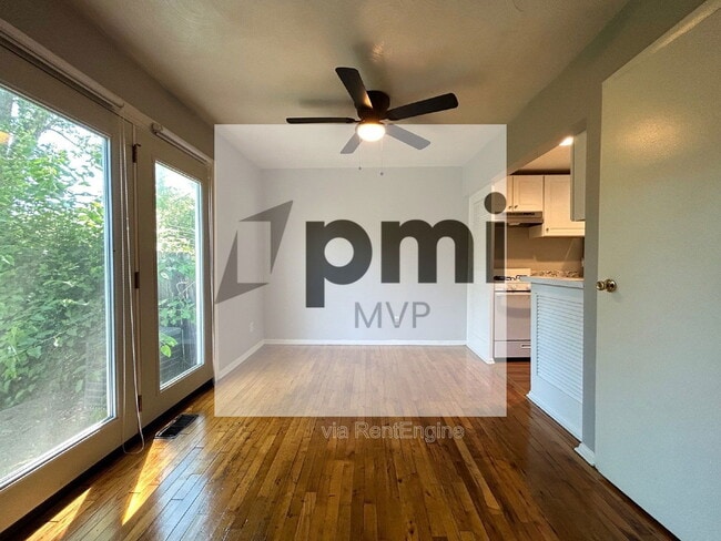 Building Photo - 3029 Rotunda Ct S