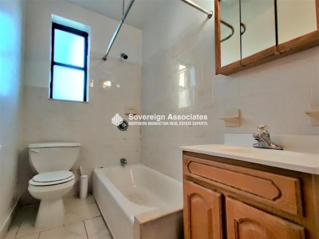 Building Photo - 2 bedroom in New York NY 10032