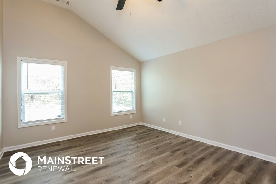 Building Photo - 5222 Alexander St