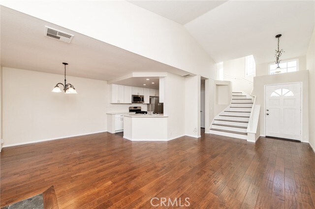 Building Photo - 72 Almador