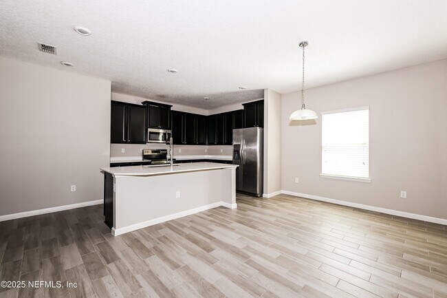 Building Photo - 16179 Alison Creek Dr