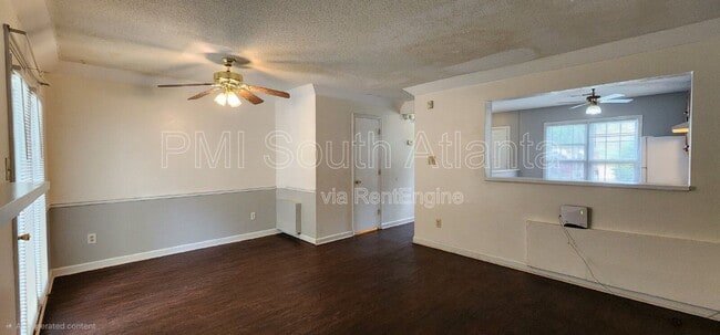 Building Photo - 1681 Winchester Way SE