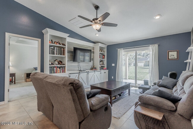Building Photo - 13328 Smithwick Ln