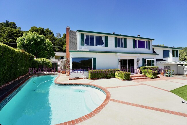 Building Photo - Lovely and Spacious Home with Swimming Poo...