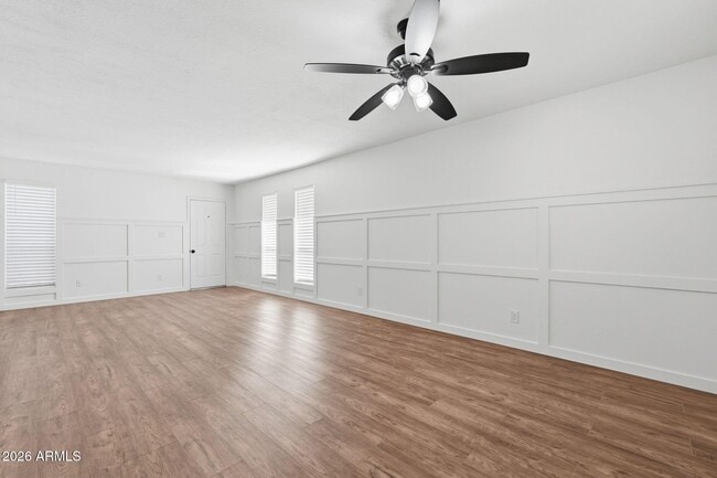 Building Photo - 231 N Robson