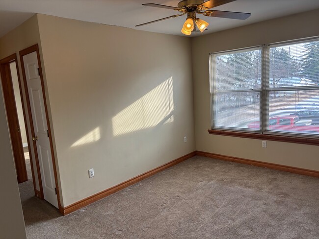 Building Photo - 3758 W Water St