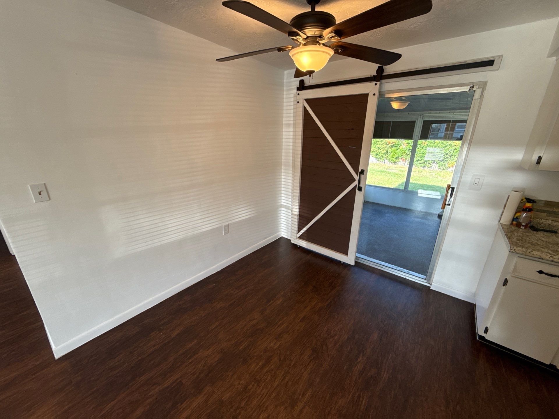 Building Photo - 90 S Davis St