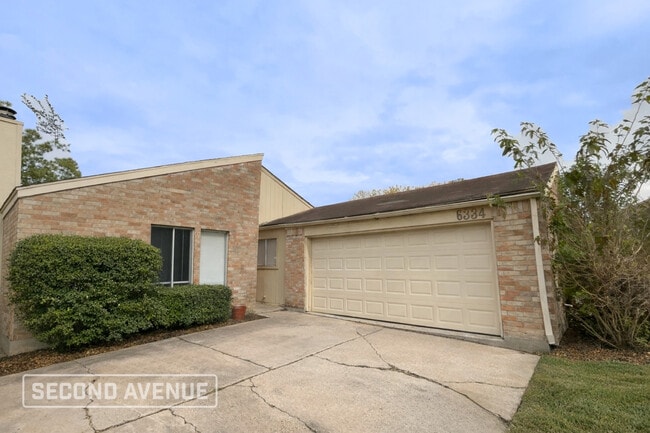 Building Photo - 6334 Ivyknoll Dr