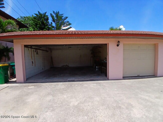 Building Photo - 4125 Ocean Beach Blvd