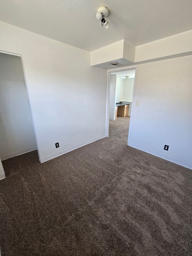 Building Photo - Split Level home in Westminster