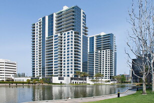 Building Photo - Essex Skyline at MacArthur Place