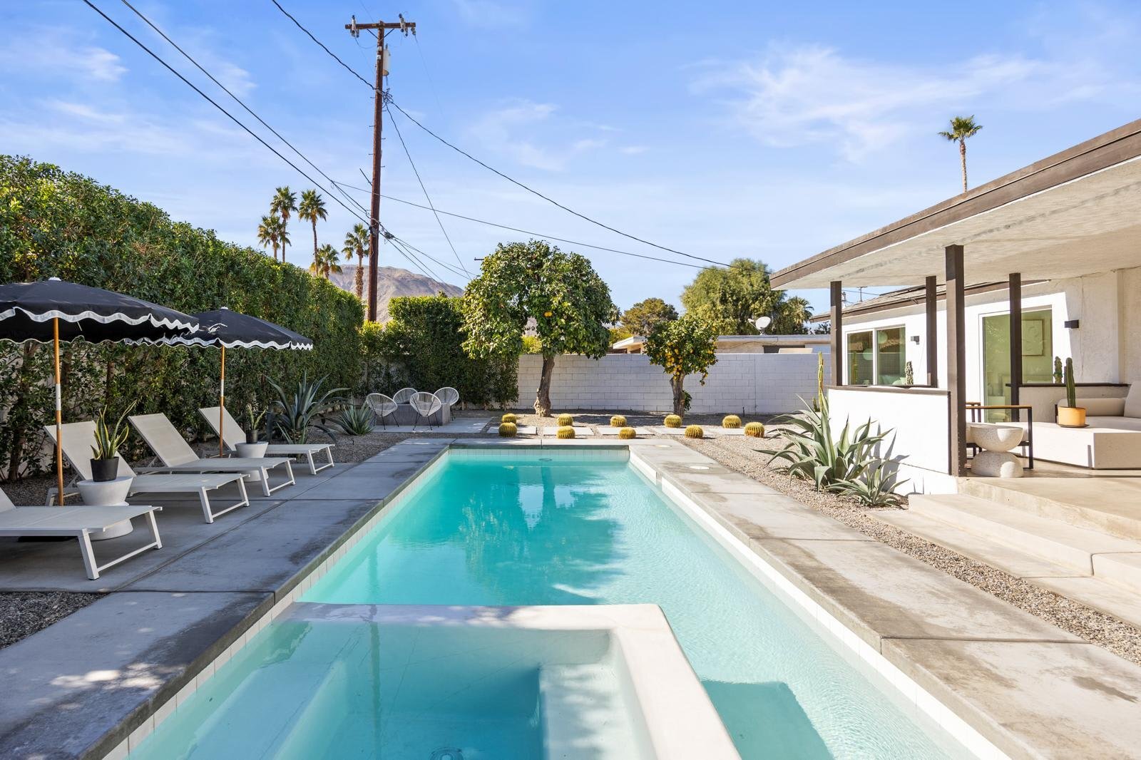 Building Photo - 73125 Guadalupe Ave