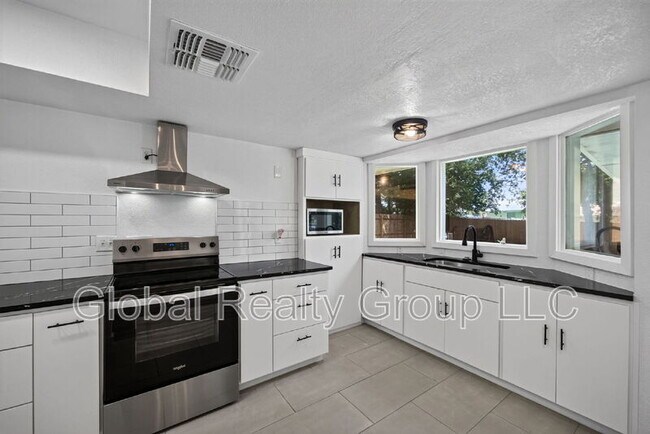 Building Photo - 6803 Buckley