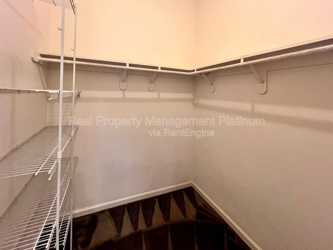 Building Photo - 8622 N Heartland Way