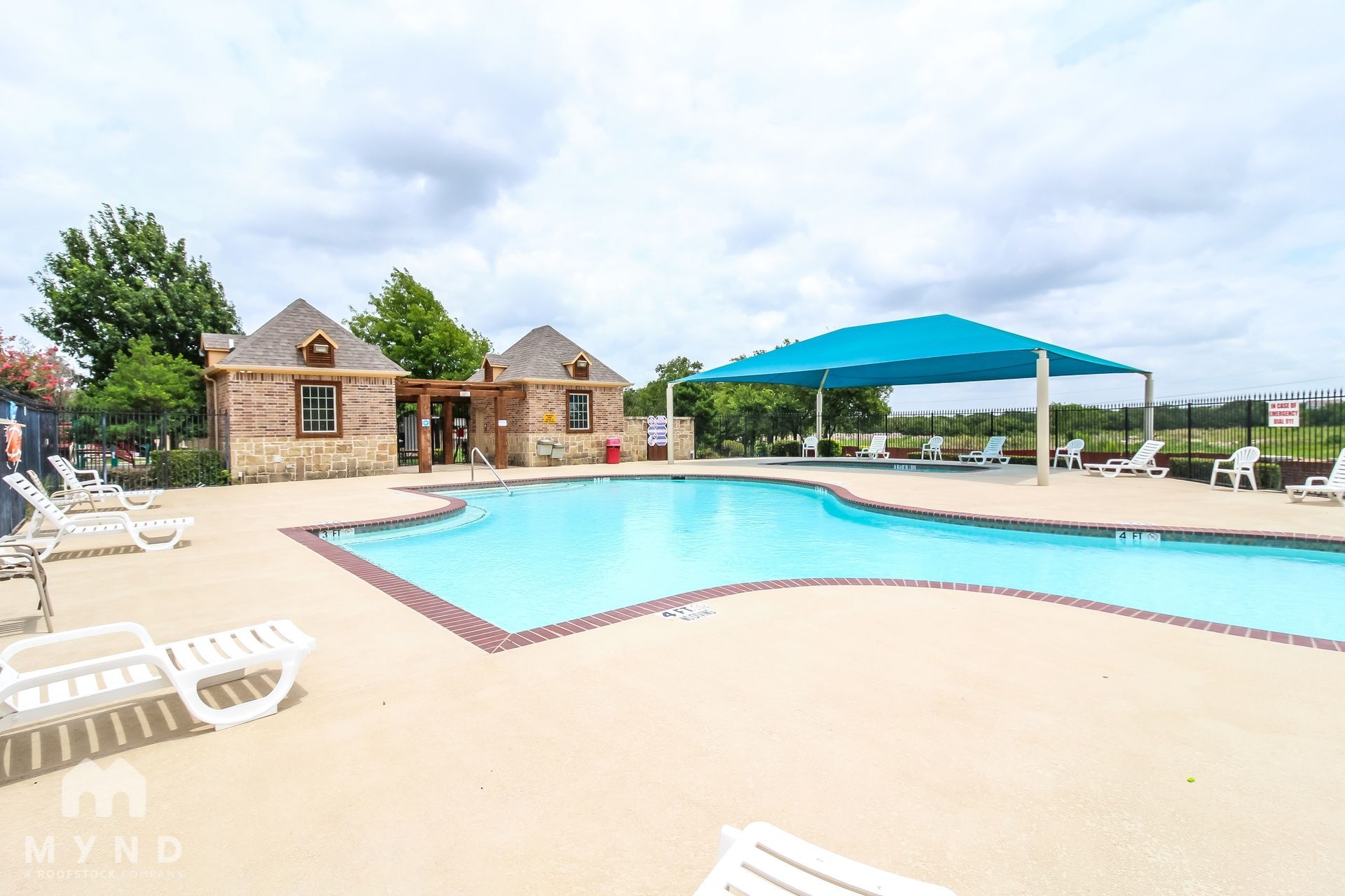 Building Photo - 649 Minkel Dr