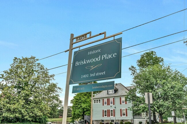 Building Photo - Briskwood Apartments