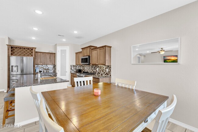 Building Photo - 12494 Stansbury Dr