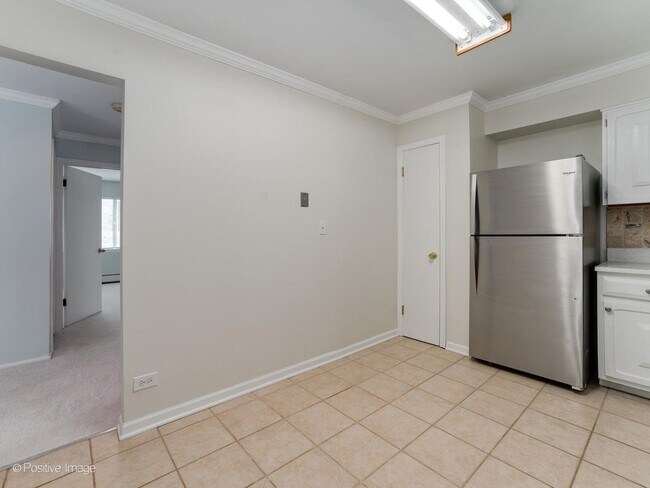 Building Photo - 2407 S Goebbert Rd
