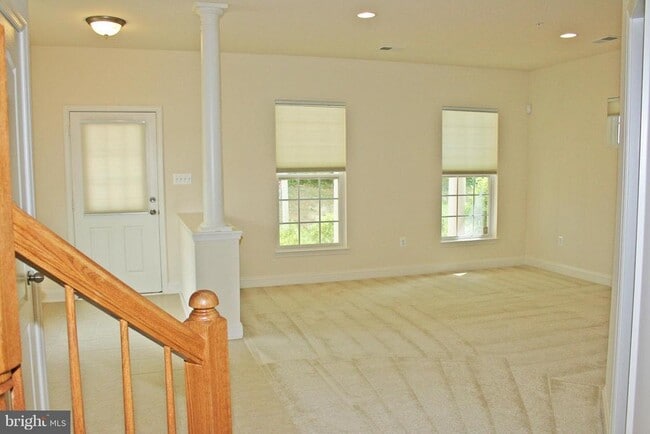 Building Photo - 12609 Horseshoe Bend Cir