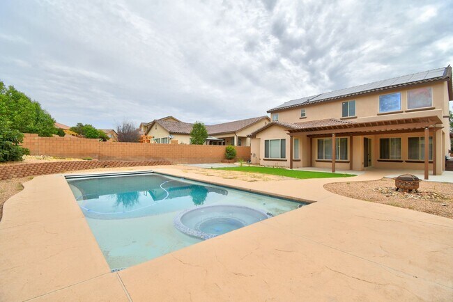 Building Photo - Beautiful Loma Colorado Home.