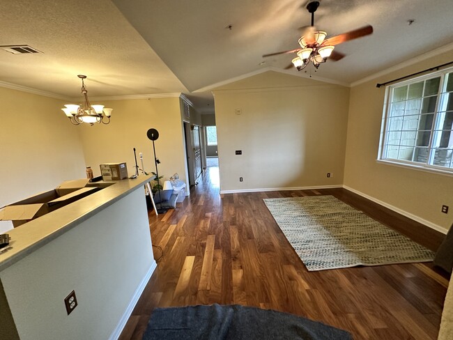 Building Photo - 8035 Lee Dr