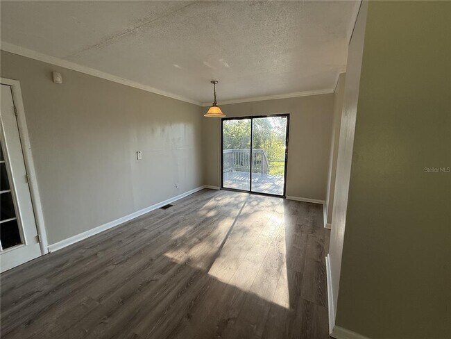 Building Photo - 307 S Orange Ave
