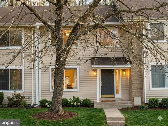 Building Photo - 14423 Pebble Hill Ln